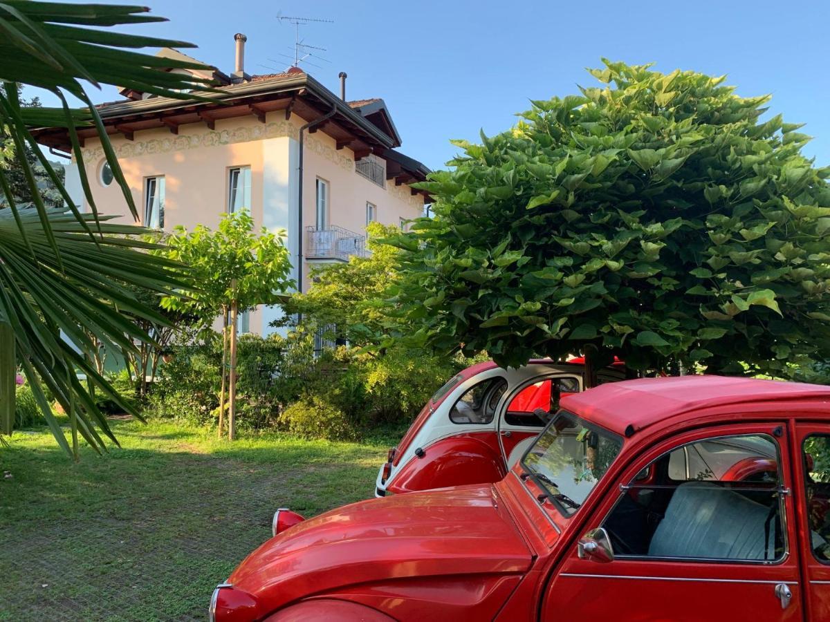 Casabella-Lago Maggiore Lesa Zewnętrze zdjęcie