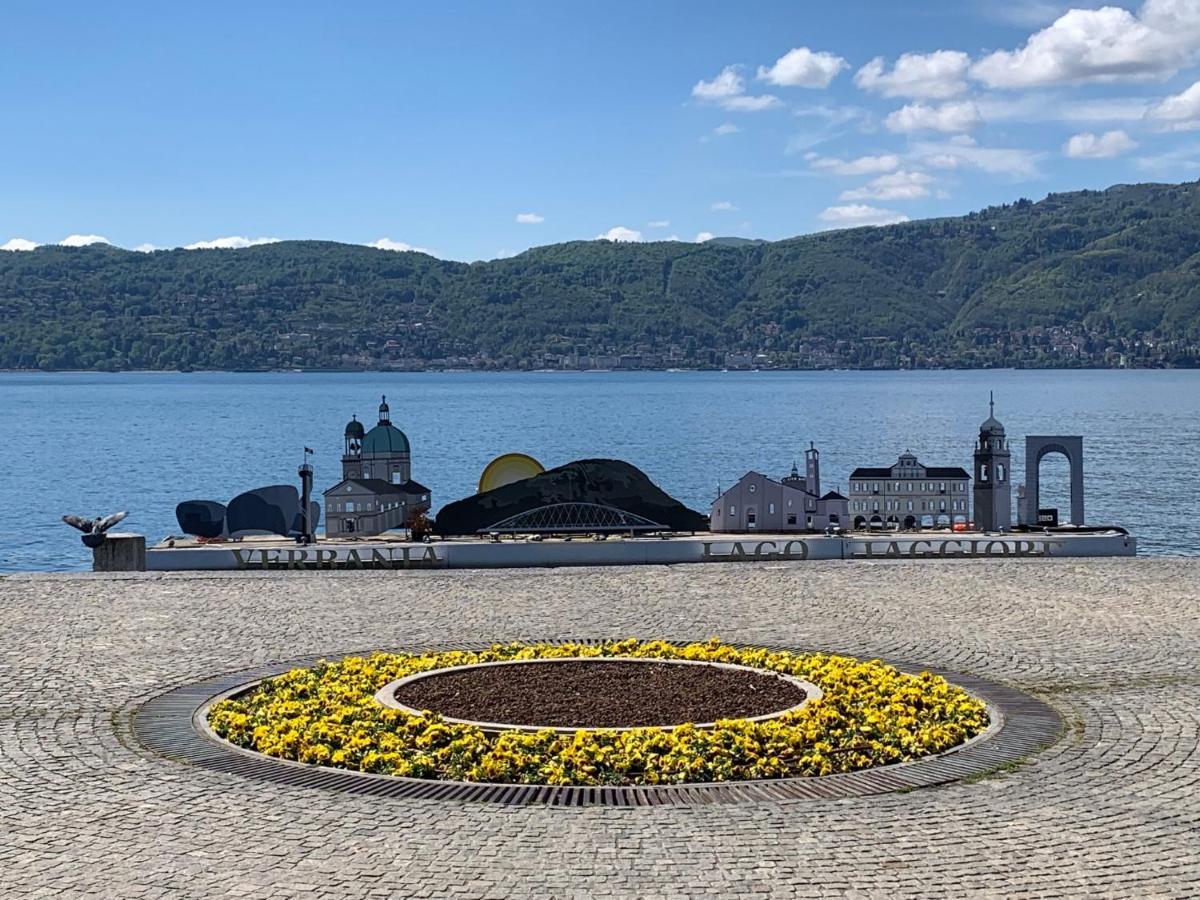 Casabella-Lago Maggiore Lesa Zewnętrze zdjęcie